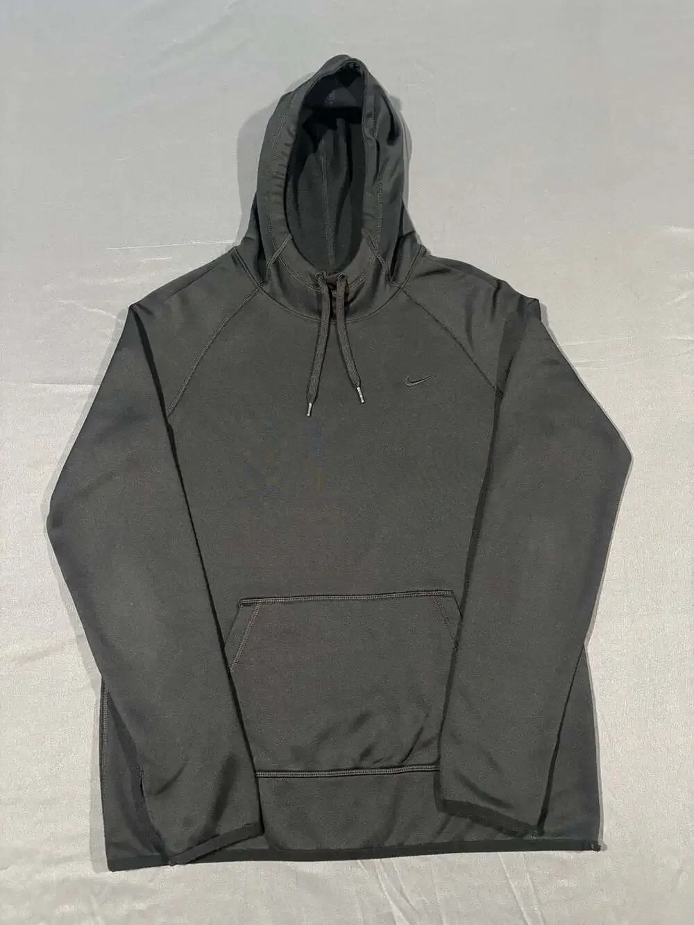 Nike Therma-FIT Black Pullover Hoodie with kangaroo pocket, Men’s S